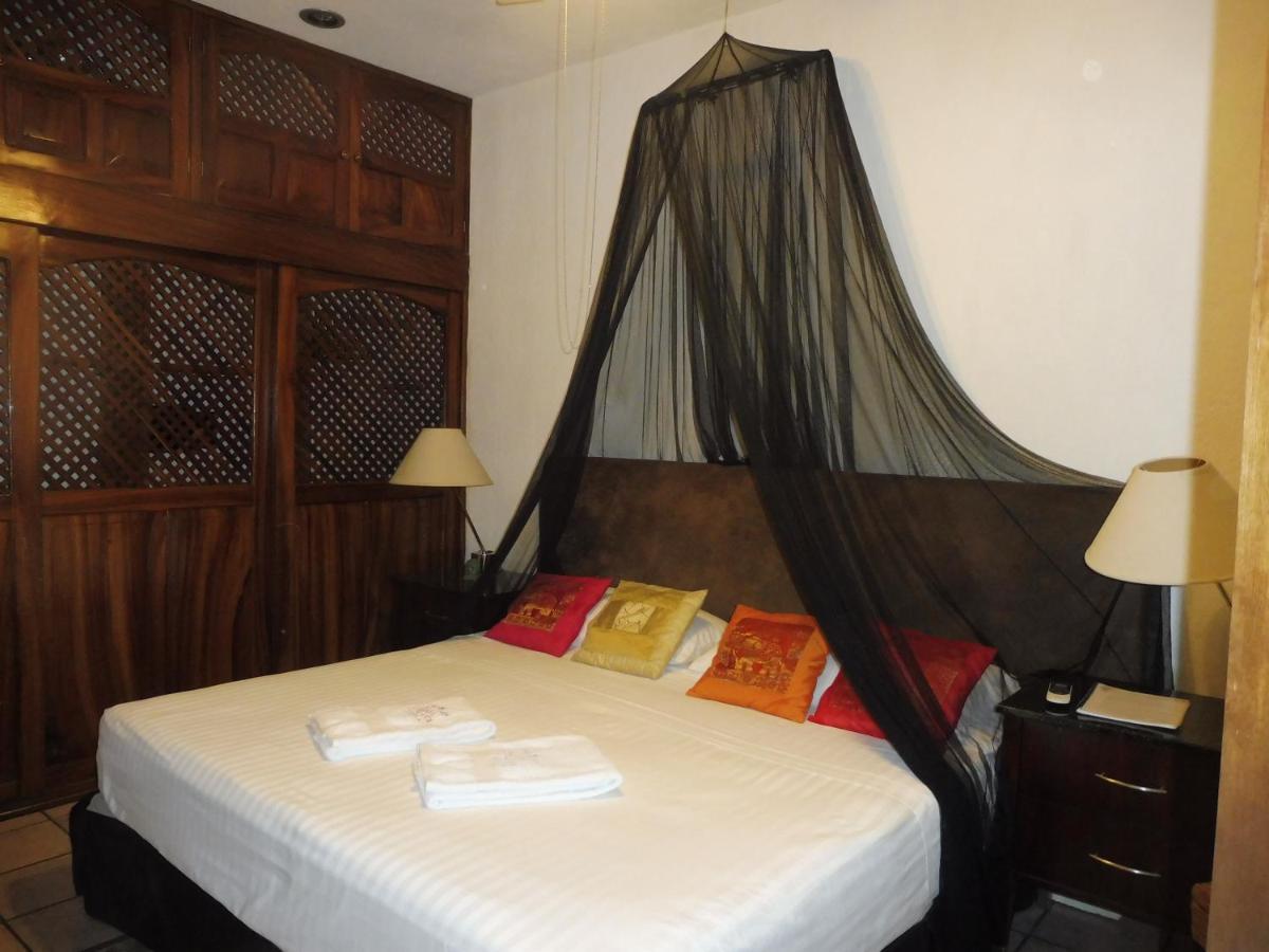 Hostel Casa Adriana Puerto Vallarta Exteriér fotografie